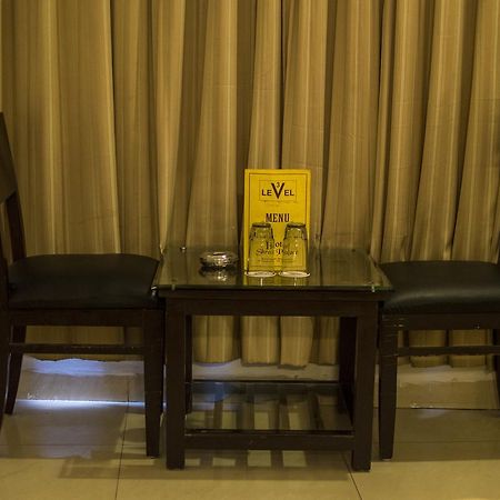 Oyo 751 Hotel Shree Palace 보팔 외부 사진